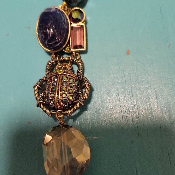 Heidi Daus "Love Bug" Crystal Iridescent Beaded Necklace Set - Picture 4 of 11